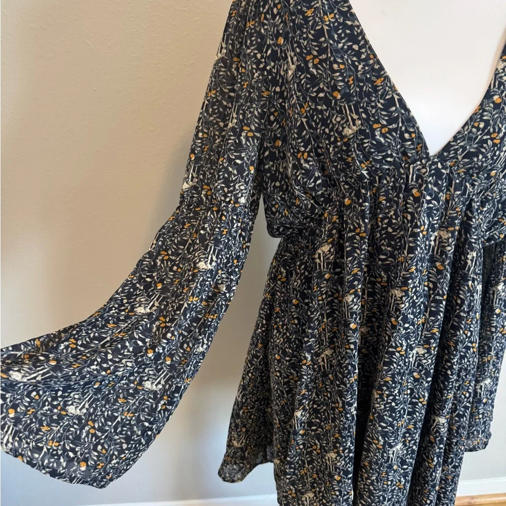 LUCCA Boho Floral Bell Sleeve Mini Dress - Size Large - Picture 4 of 11